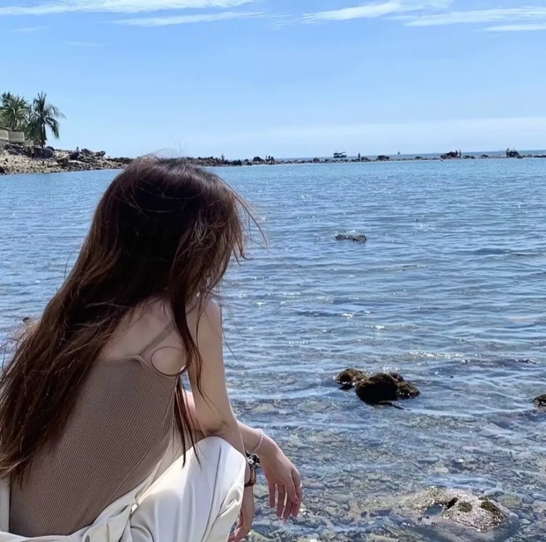 如何踢足球海报